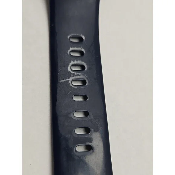 Fitbit Versa 3 FB511 Smartwatch GPS Heart Rate SpO2 Activity Tracker - Read Dis - Picture 12 of 14